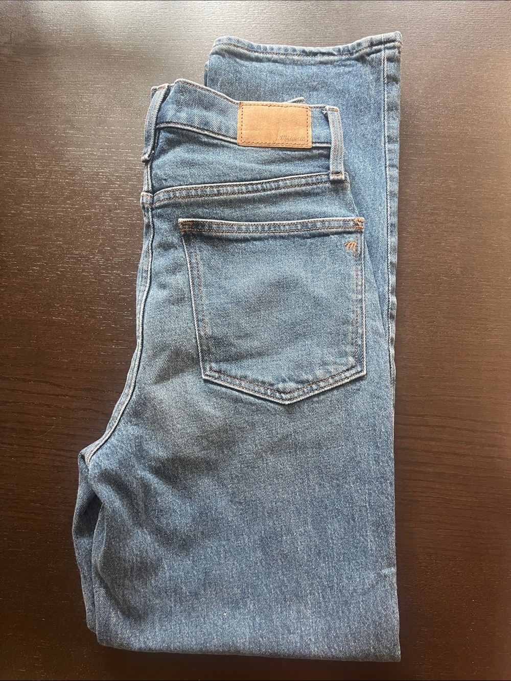 Madewell women’s the Perfect Straight Leg Vintage jeans medium wash